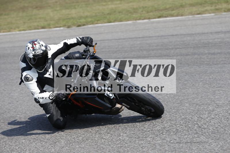 Archiv-2025/49 26.08.2025 Cornu Master School ADR/blau-bleu/62